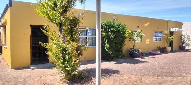 To Let 2 Bedroom Property for Rent in Oakdene Western Cape